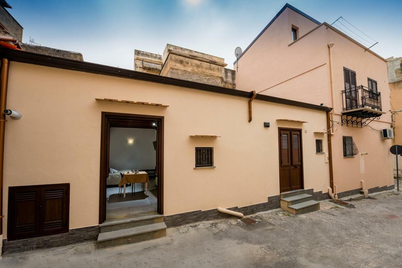 Il Cortile Apartment Castellammare del Golfo Exterior foto